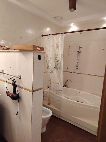 Mənzillər: ✨ Xətai metrosu yaxınlığında, premium ərazidə geniş və işıqlı mənzil — 8