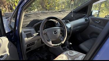 машинка для кнопки: Mazda PREMACY: 2001 г., Хэтчбэк — 1