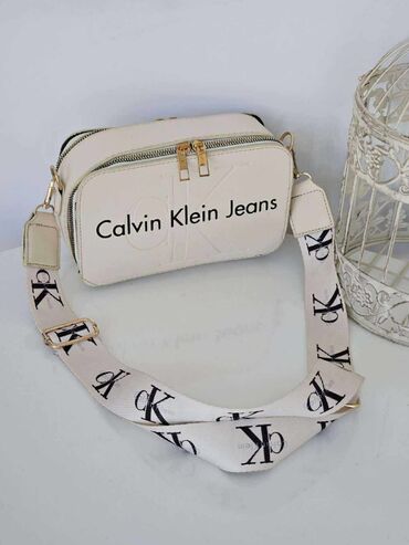 liu jo zenske torbe: Elegantna torbica, Calvin Klein