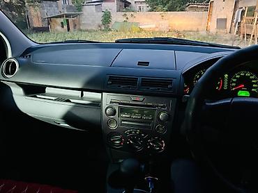 harrier 2003: Mazda Verisa: 2002 г., 1.3 л, Автомат, Бензин, Хэтчбэк — 9