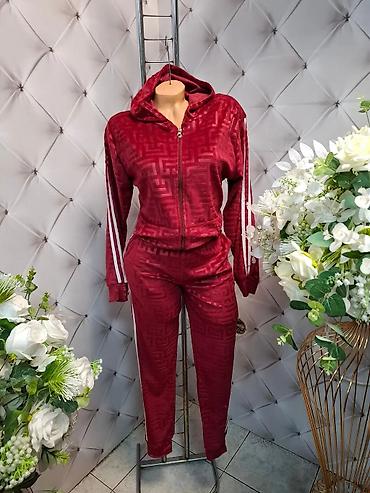 Gornji i donji deo: ❤️❤️ plisani kompleti 2500,oo vel M/L i XL/XXL❤️❤️ — 1