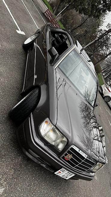 Mercedes-Benz: Mercedes-Benz E-Class: 1992 г., 3.6 л, Механика, Бензин, Купе — 18