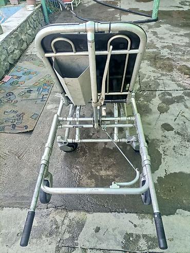 Другие товары для дома: Продаю. немецкую. кровать. каталку. метал аллюминий. состояние — 2