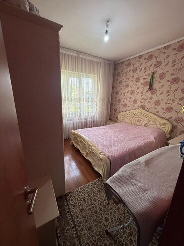 купить квартиру в микрорайоне бишкек: 3 комнаты, 64 м², 106 серия, 5 этаж