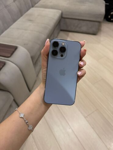 Apple iPhone: IPhone 13 Pro, Б/у, 128 ГБ, Sierra Blue, Зарядное устройство, Чехол, Коробка