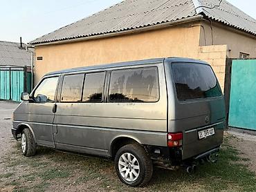 раф читири: Volkswagen Transporter: 1992 г., 2.5 л, Механика, Бензин, Минивэн — 5