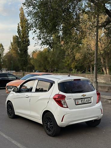 shevrolet lacetti: Chevrolet Spark: 2018 г., Автомат, Бензин, Хэтчбэк — 4