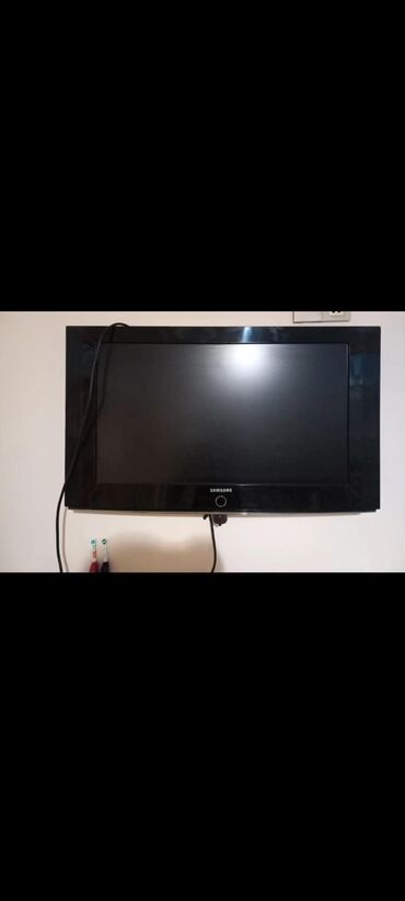 televizorların satışı: İşlənmiş Televizor Samsung LCD 82" Ünvandan götürmə