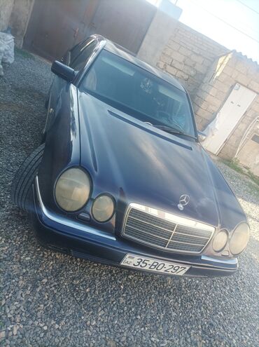 xirdalan heyet evi type 1: Mercedes-Benz E-Class: 2.3 l | 1996 il Sedan