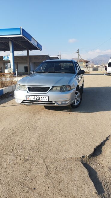 Daewoo: Daewoo Nexia: 2011 г., 1.5 л, Механика, Бензин, Седан