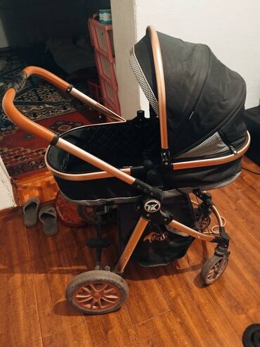 коляски для двоих детей: Коляска, цвет - Коричневый, Б/у