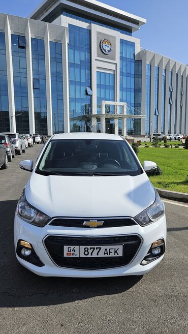 машина малибу: Chevrolet Spark: 2016 г., 1 л, Автомат, Бензин, Хэтчбэк