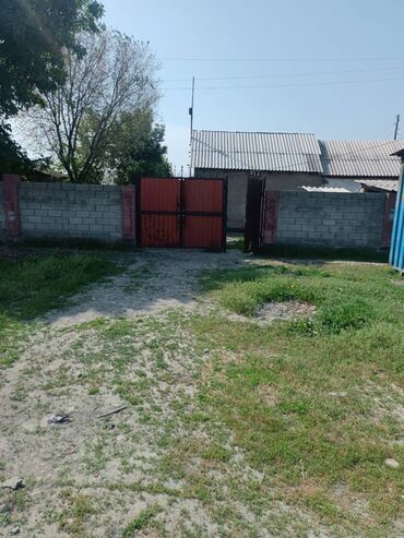 купить дом за городом: Үйдүн жарымы, 64 кв. м, 3 бөлмө, Менчик ээси, Эски ремонт