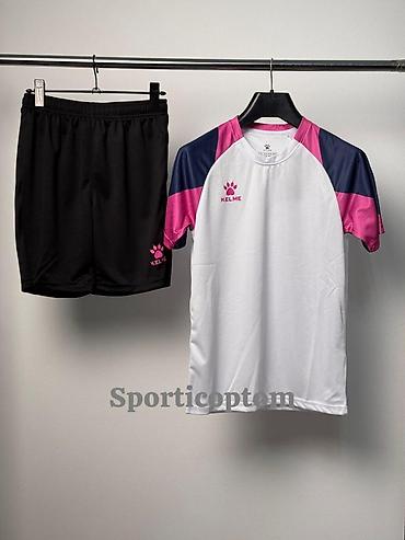 Спортивная форма: Футбольная форма комплектом - Состав комплекта: футболка + шорты (на — 10