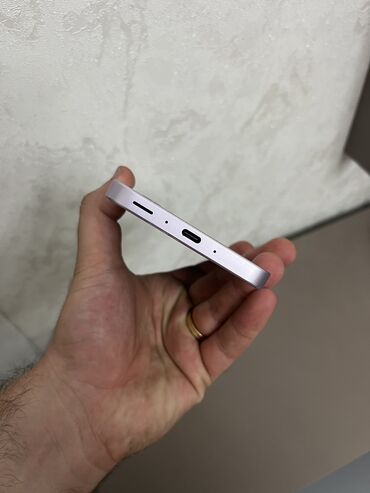 xirdalanda islenmis soyuducular: Samsung Galaxy A35, 256 GB