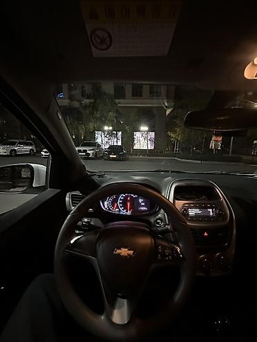 spark premier: Chevrolet Spark: 2019 г., 1 л, Бензин, Хэтчбэк — 7
