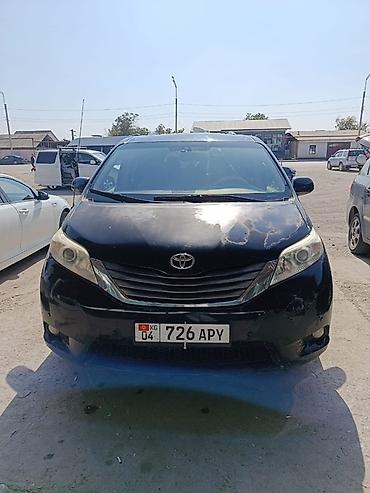 Toyota: Toyota Sienna: 2010 г., 3.5 л, Автомат, Бензин, Минивэн — 5