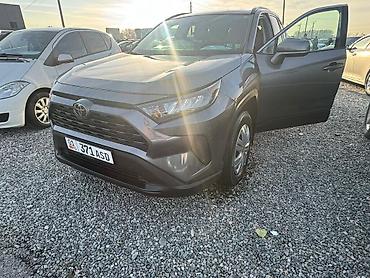 Toyota: Toyota RAV4: 2021 г., 2.5 л, Автомат, Бензин, Кроссовер — 4