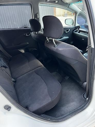 Honda: Honda Fit: 2008 г., 1.5 л, Вариатор, Бензин, Хэтчбэк — 11