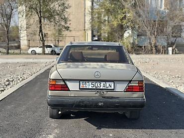 sg 5: Mercedes-Benz W124: 1989 г., 2.3 л, Механика, Бензин, Седан — 6