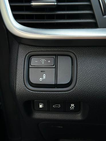 Hyundai: Hyundai Sonata: 2019 г., 2.4 л, Автомат, Газ, Седан — 38