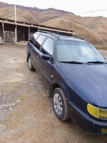 Volkswagen: Volkswagen Passat Variant: 1993 г., 1.8 л, Механика, Бензин, Универсал — 4