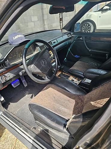 x class: Mercedes-Benz W124: 1994 г., 3.2 л, Автомат, Бензин, Седан — 6