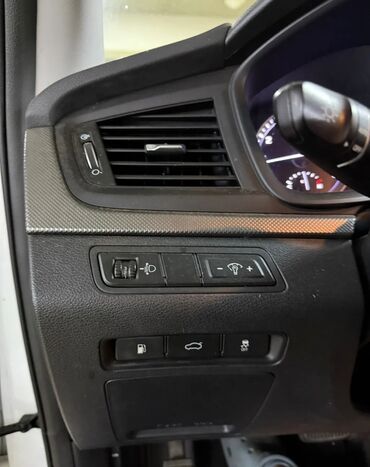 Hyundai: Hyundai Sonata: 2018 г., 2 л, Автомат, Газ, Седан — 8