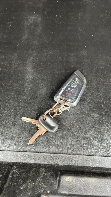 VAZ (LADA): Maşın saz vezyetdedir.heç bir problemi yoxdur zavod maşındır vuruğ — 23