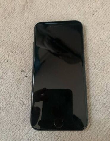 telefon iphone 10: IPhone 8, 64 GB, Black Titanium, Barmaq izi