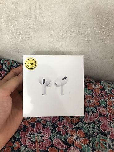 Наушники Apple AirPods Pro с кейсом MagSafe - Беспроводные