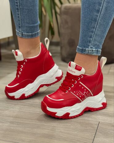 Gležnjače: Gležnjače, 38 — 3