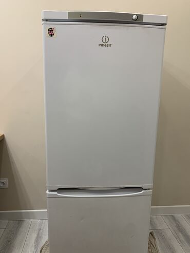 холодильник: Холодильник Indesit, Б/у, Side-By-Side (двухдверный), De frost (капельный), 60 * 160 * 50