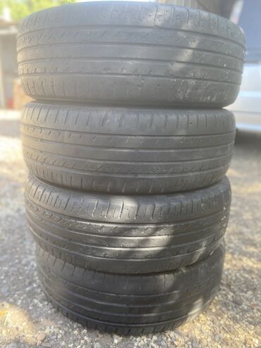 Шины: Шины 225 / 65 / R 17, Лето, Б/у, Комплект, Легковые, Китай, Maxxis