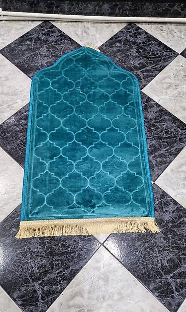 qedimi tesbeh: Villur səccadələr namaz xalçaları satılır. Çantasıyla birgə. Sidr — 5