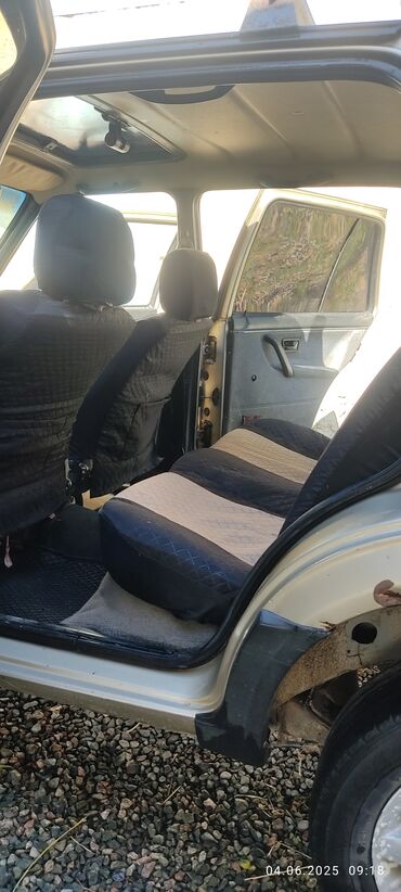 Volkswagen: Volkswagen Jetta: 1988 г., 1.8 л, Механика, Бензин, Седан — 5