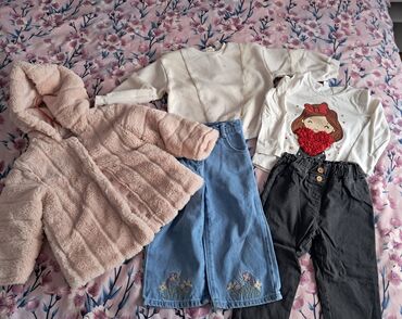 obuca bona: Bundle: Jeans, T-shirts, For girls, age: 2 years