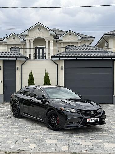 camr: Toyota Camry: 2021 г., 2.5 л, Автомат, Бензин, Седан — 2