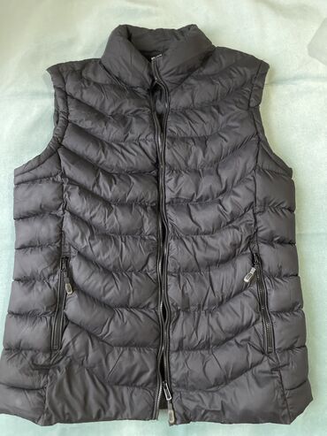 куртка безрукавка: Куртка 2XL (EU 44), цвет - Черный