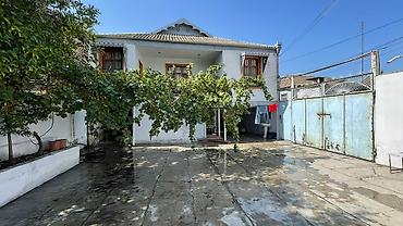 7 otaqlı, 167 kv. m, Təmirsiz