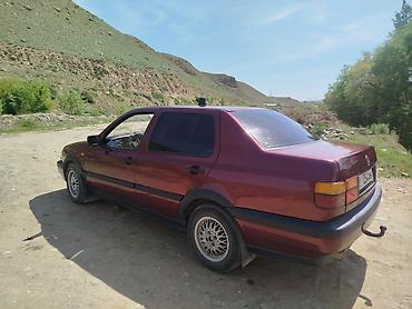 голф венто: Volkswagen Vento: 1993 г., 1.8 л, Механика, Бензин, Седан — 2