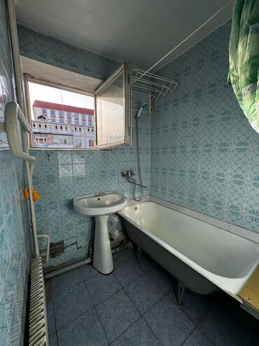 Продажа квартир: 3 комнаты, 60 м², Индивидуалка, 4 этаж, Старый ремонт — 9