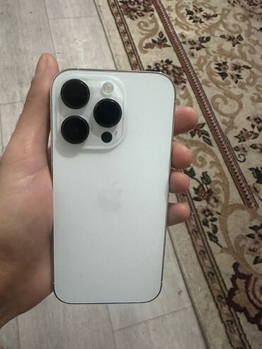 офисная клавиатура: IPhone 14 Pro, Колдонулган, 256 ГБ, White Titanium
