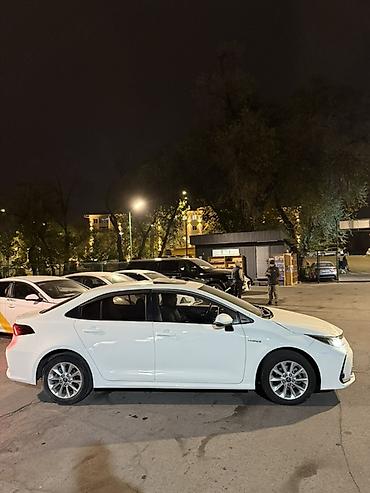 тайота каролла фара: Toyota Corolla: 2020 г., 1.8 л, Вариатор, Гибрид, Седан — 4