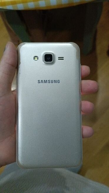 Samsung Galaxy J7, 16 ГБ, цвет - Золотой, Сенсорный