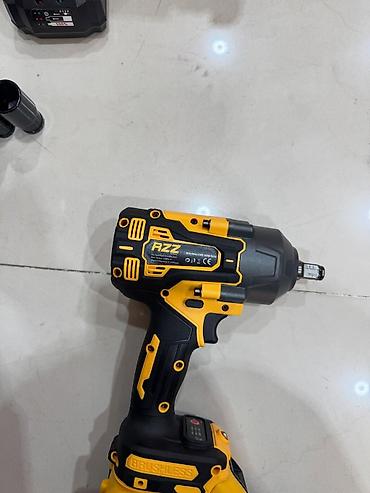 qayka: Məhsul: Akkumulyatorlu zərbəli bolt açan (impact wrench) dəst Brend — 2