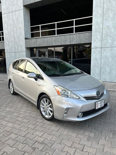 tayota runx: Toyota Prius: 2011 г., 1.8 л, Вариатор, Гибрид, Универсал