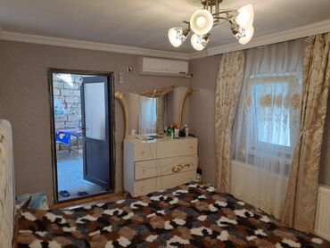 qara qarayevdə 3 otaqlı evlər: Bülbülə qəs. 3 otaqlı, 60 kv. m, Kredit yoxdur, Orta təmir
