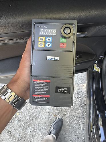 inverter: İnvertor 2,2 kwnol faza ile işleyir,yəni 220 volta qoşursan 3 faza — 1