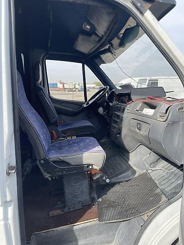 Продажа авто: Mercedes-Benz Спринтер: 2002 г., Дизель, Фургон — 2